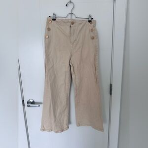 DEX Wide-Leg Pants with Button Detail